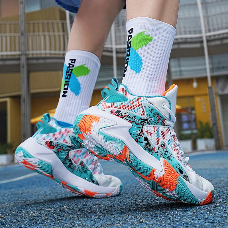 Men's Bold Graphic Court Sneakers for Dynamic Play