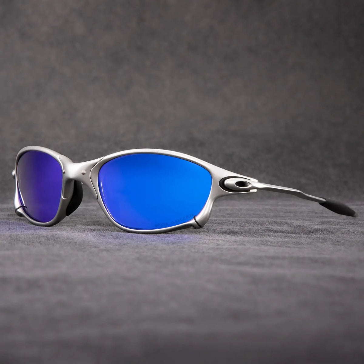 Sporty Polarized Sunglasses – Metallic Frame with Red Lenses