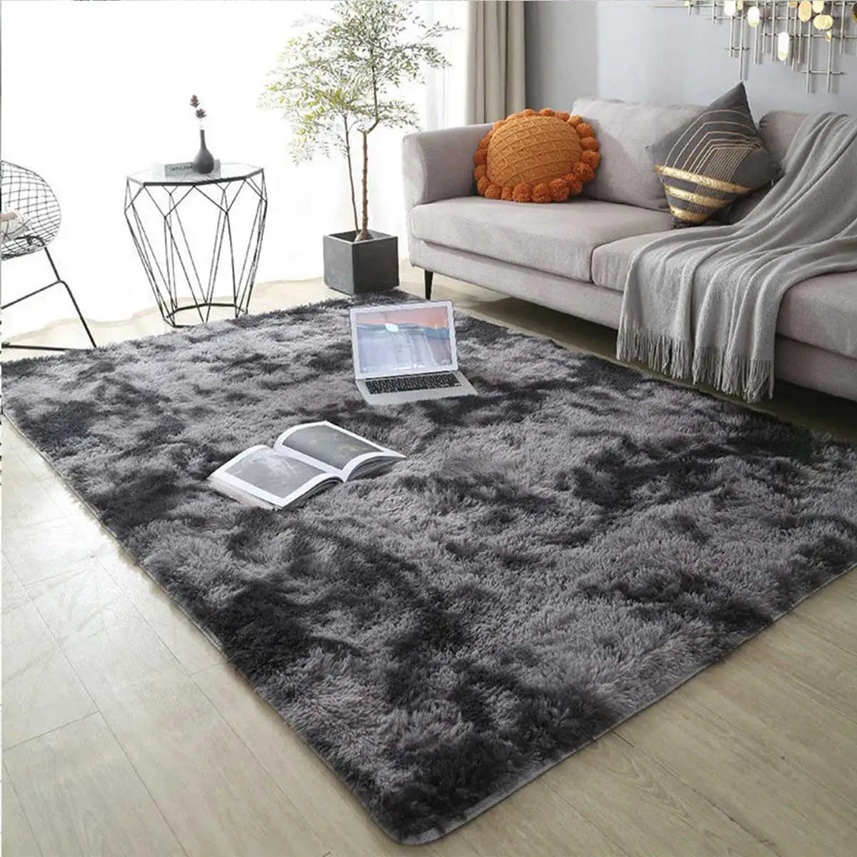 Ultra-Soft Fluffy Non-Slip Rug with Memory Foam Cushion