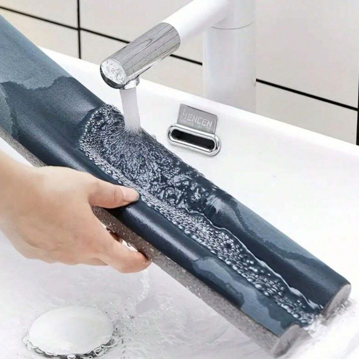 Waterproof Under-Door Seal – Soundproofing and Thermal Insulation Draft Stopper
