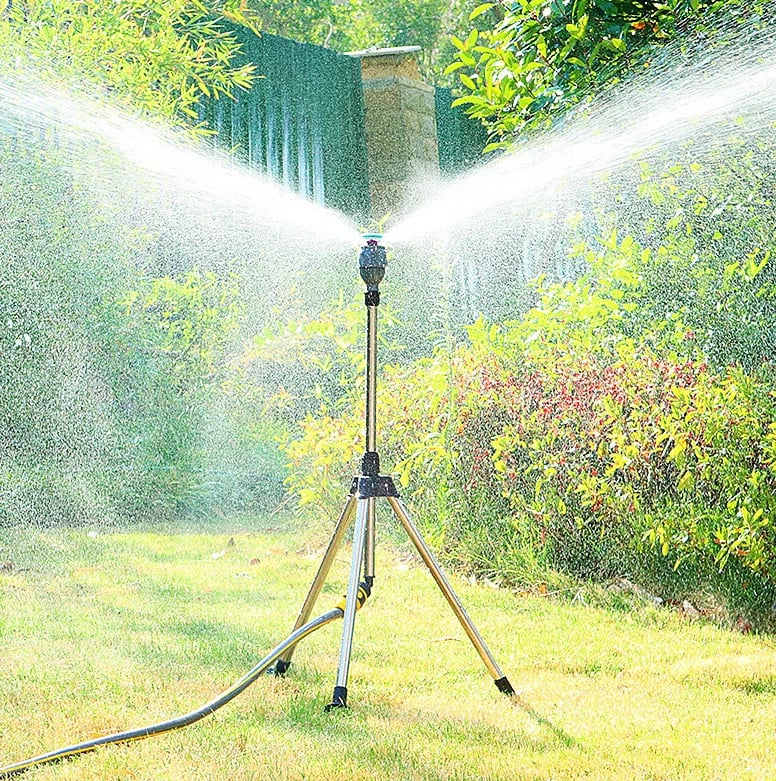 360° Garden Sprinkler - Efficient & Durable