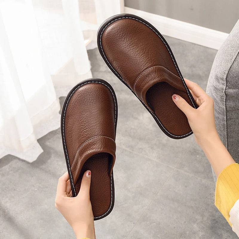 Men's Comfortable Slippers – Elegance & Relaxation