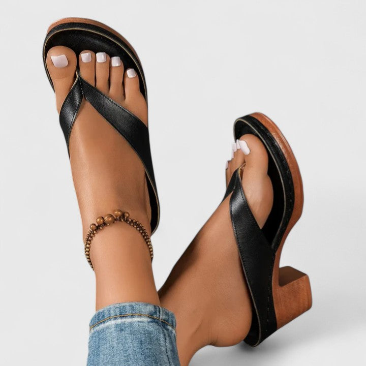 Orthopedic 5 cm Heeled Thong Sandals with Ergonomic Insole and Non-Slip Sole for All-Day Wear – Black
