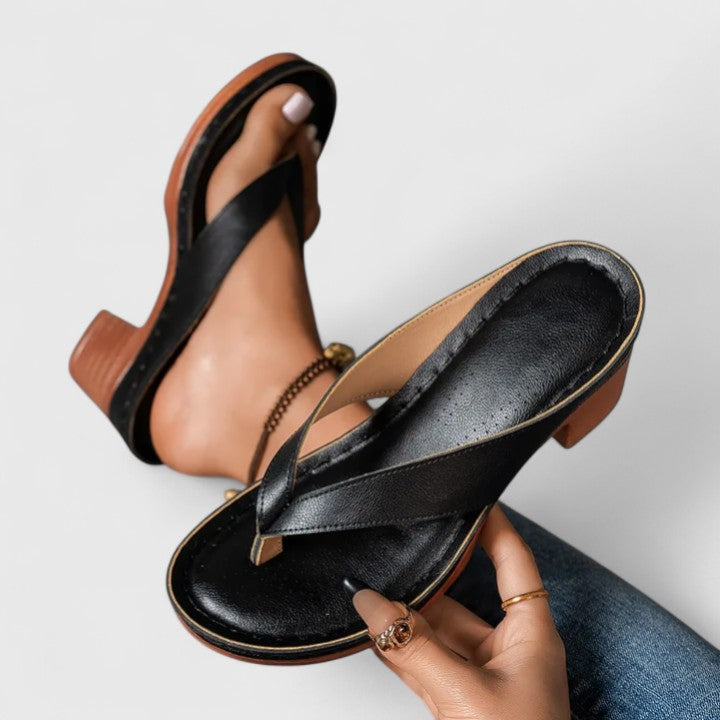 Orthopedic 5 cm Heeled Thong Sandals with Ergonomic Insole and Non-Slip Sole for All-Day Wear – Black