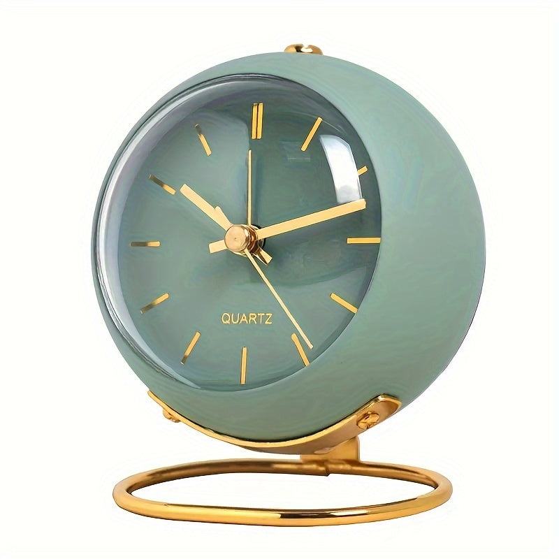 Retro Silent Alarm Clock – Vintage Metal Analog Clock with Night Light