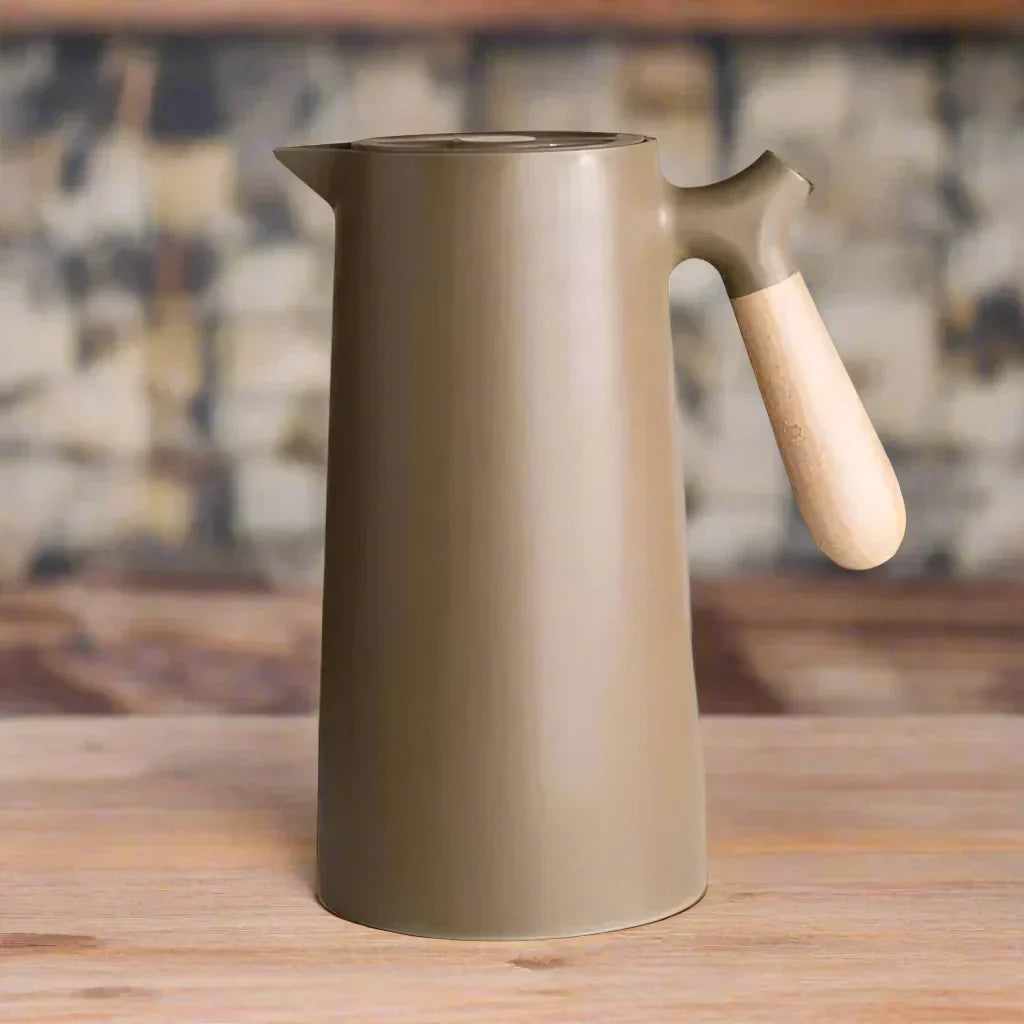 Stylish Thermos Bottle with Long-Lasting Heat & Cold Insulation