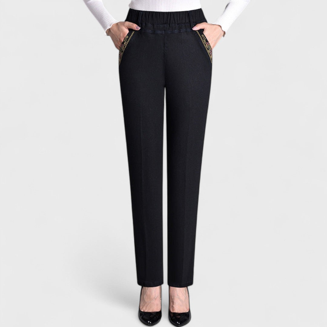 Women's Comfortable Stretch Jeans with Elastic Waist and Pockets