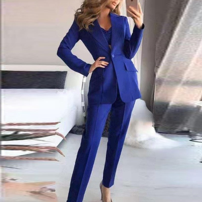 Women's Elegant 3-Piece Blazer Set with Pants and Top