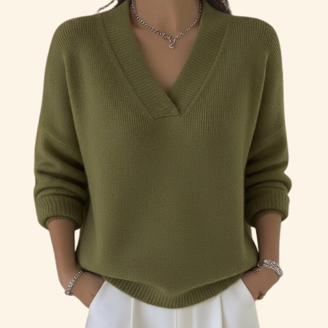 Women's Relaxed Fit V-Neck Jumper