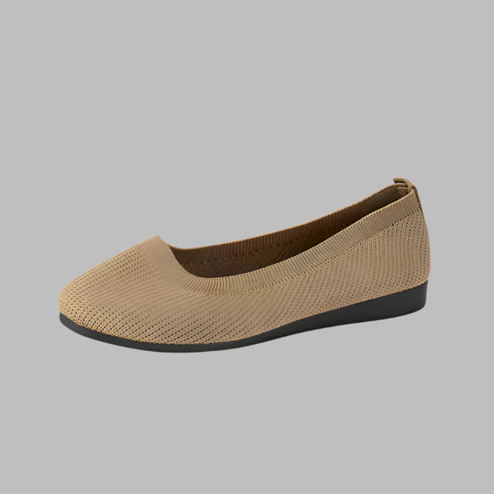 Women’s Summer Comfort Shoes – Lightweight, Supportive Design for Warm-Weather Wear